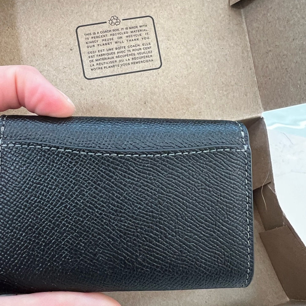 Coach Black Textured Leather Trifold Card Holder - Picture 3 of 7